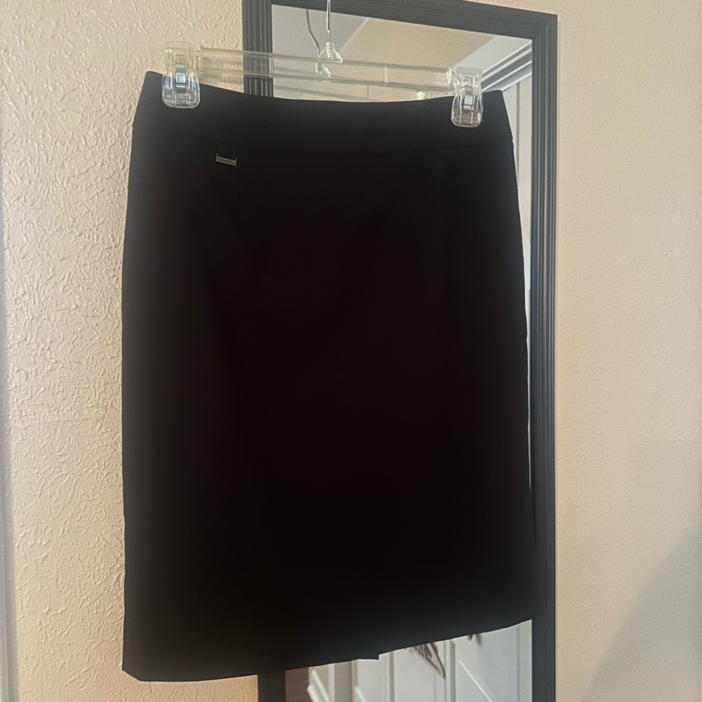 Calvin Klein Classic Black Pencil Skirt